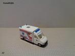 siku mb ambulance, Hobby en Vrije tijd, Modelauto's | 1:50, Ophalen of Verzenden, Zo goed als nieuw, Bus of Vrachtwagen, SIKU