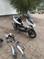 Aprilla sr 50 street race (lc) (2 takt), Maximaal 45 km/u, SR 50, Ophalen of Verzenden, Zo goed als nieuw