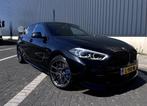 BMW 1-Serie 118i M-sport business edition Leder Navi LED 18”, Auto's, BMW, Automaat, 65 €/maand, 4 cilinders, Zwart