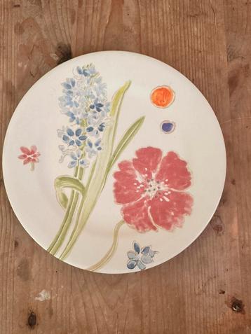 Twee originele Gien borden – “Paris-Paris” & “Jacinthe” beschikbaar voor biedingen