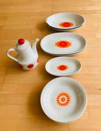 Vintage servies, Huis en Inrichting, Keuken | Servies, Gebruikt, Ophalen of Verzenden, Schaal of Schalen, Overige stijlen