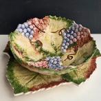 Antieke Franse barbotine fruitschaal met treef, Ophalen of Verzenden