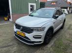 Vw T roc 1.0 bj 2019 77000 km, Auto diversen, Schadeauto's, Ophalen, Zwart, Benzine
