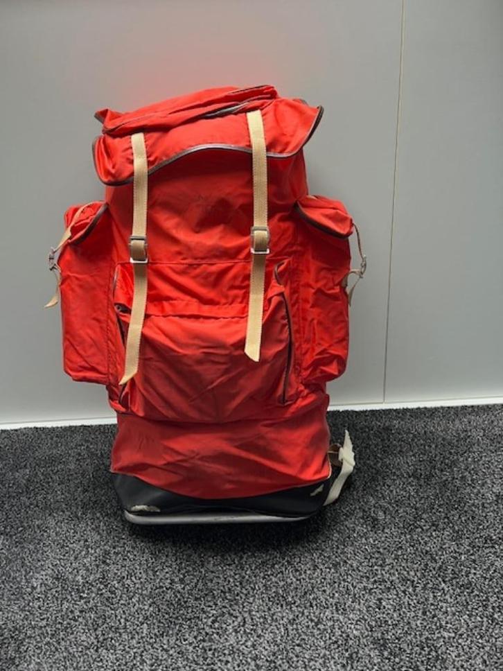 Vintage rugzak, Sieraden, Tassen en Uiterlijk, Tassen | Rugtassen, Gebruikt, Overige merken, 25 tot 40 cm, 60 cm of meer, Trekking