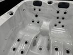Jacuzzi model 3 pers met 2 ligplekken 125 euro per maand, Ophalen of Verzenden, Nieuw, Filter, Vast