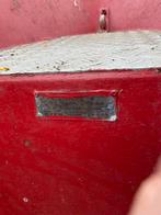 Moet weg! Motorboot, trailer met lekke band en een zeil, Ophalen, Gebruikt, Rood