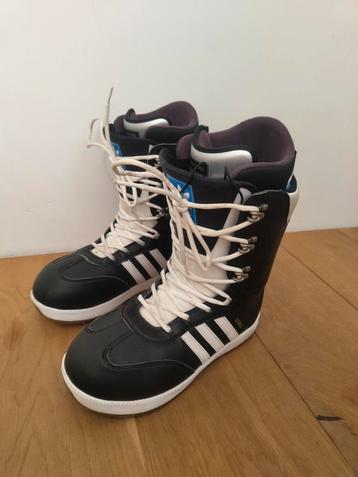 Snowboardschoenen ADIDAS, MAAT 46 of US12 beschikbaar voor biedingen