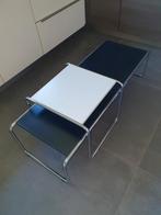 Vintage Bauhaus set buisframe bijzettafels, Ophalen, Minder dan 45 cm, Minder dan 55 cm, Gebruikt