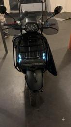 Vespa sprint 2021, Ophalen, Zo goed als nieuw