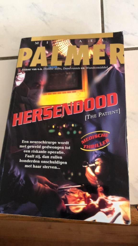 Hersendood - Michael Palmer, Boeken, Thrillers, Zo goed als nieuw, Nederland, Ophalen of Verzenden