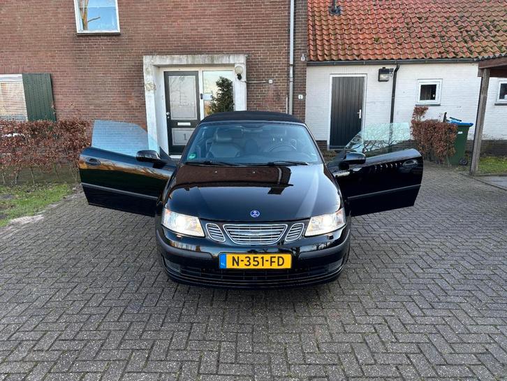 Saab 9--3 Cabrio 2.0T Vector uit 2005., Auto's, Saab, Particulier, Saab 9-3, Benzine, Cabriolet, Handgeschakeld, Geïmporteerd
