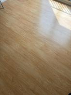 Laminaatvloer. Gratis in Utrecht op te halen, Ophalen, Gebruikt, Bruin, 10 tot 25 m²