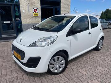 Peugeot 107 1.0 - Airco- keurig onderhouden- trekhaak beschikbaar voor biedingen
