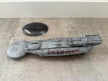 Battlestar Galactica Eaglemoss #25 Astral Queen model beschikbaar voor biedingen