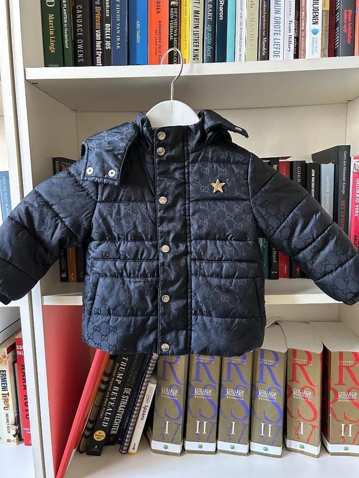 Gucci baby jas, Kinderen en Baby's, Babykleding | Baby-kledingpakketten, Zo goed als nieuw, Maat 74, Verzenden