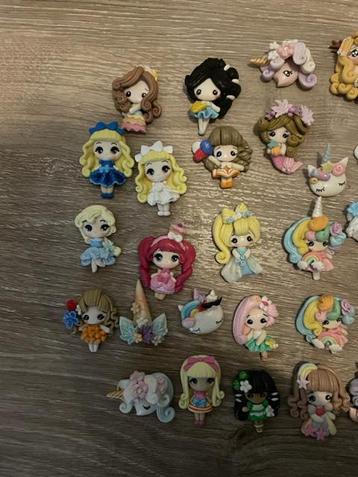 Fimo poppetjes voor bv maken van haar knipjes  beschikbaar voor biedingen