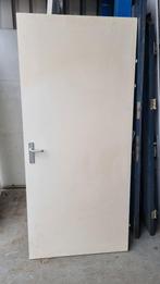 Deur opdekdeur binnendeur ( 493 ), Doe-het-zelf en Verbouw, Deuren en Horren, 80 tot 100 cm, Gebruikt, Hout, Ophalen