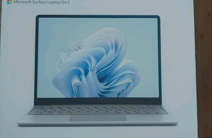 Microsoft Surface GO3 - Laptop, Computers en Software, Windows Laptops, Zo goed als nieuw, 12 inch, SSD, Minder dan 2 Ghz, 8 GB