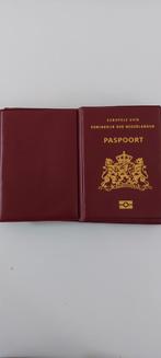 Paspoort hoesje- PASSPORT COVER - BURGUNDY RED - The Netherl, Ophalen