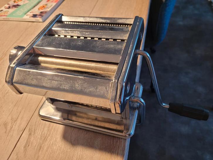 Pasta Machine - Handmatig, Huis en Inrichting, Keuken | Keukenbenodigdheden, Gebruikt, Ophalen of Verzenden