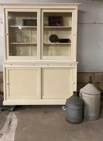 Franse Keukenkast, oude Kast. Crème wit. Originele verflaag., Ophalen, Vintage, landelijk, Gebruikt, -