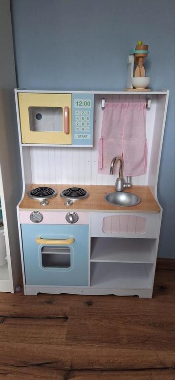 Speelgoedkeuken  beschikbaar voor biedingen