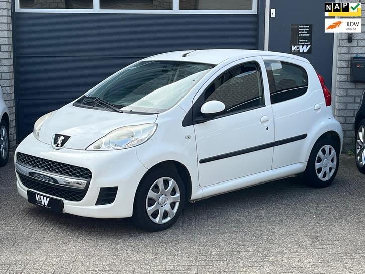 Peugeot 107 1.0-12V XS NL auto airco el pakket 5 deurs, Auto's, Peugeot, Bedrijf, Te koop, ABS, Airbags, Airconditioning, Centrale vergrendeling