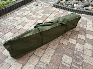 Veldbed origineel militair met foedraal beschikbaar voor biedingen