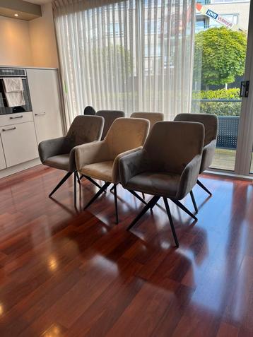 6 Velvet eetkamer stoelen! beschikbaar voor biedingen
