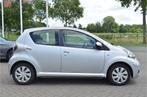 Toyota Aygo 1.0-12V Comfort Airco | 5 drs | APK 8/2026 | 3e, Voorwielaandrijving, Stof, Gebruikt, Metallic lak