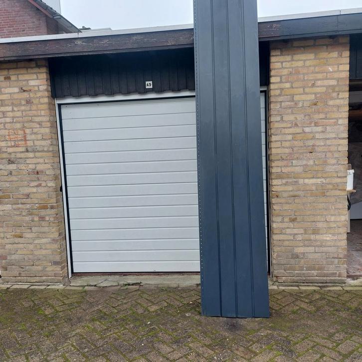 70 mtr keralite planken/sponningsdelen Antrac/grijs houtnerf, Doe-het-zelf en Verbouw, Hout en Planken, Gebruikt, Plank, Vuren