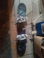 Atomic bunger wide snowboard met Burton white bindings, Ophalen, ., Board, Zo goed als nieuw