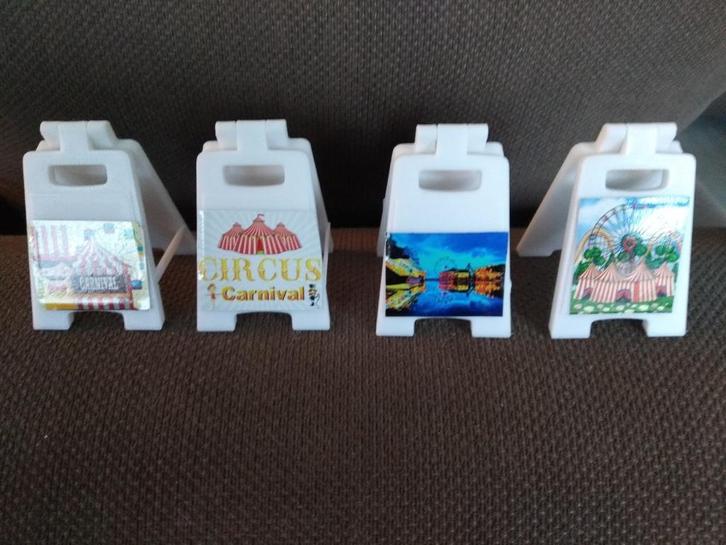 Reclamebord / Stoepbord 4 verschillende miniatuur, Hobby en Vrije tijd, Modelbouw | Overige, Nieuw, Groter dan 1:32, Ophalen of Verzenden