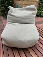 Lichtgrijze Laui loungestoel – altijd binnen gehaald, 2 zitplaatsen, Overige materialen, Gebruikt, Ophalen of Verzenden