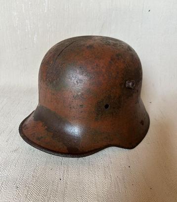 wo1 - Duitse M16 helm met camo - maat 66 beschikbaar voor biedingen
