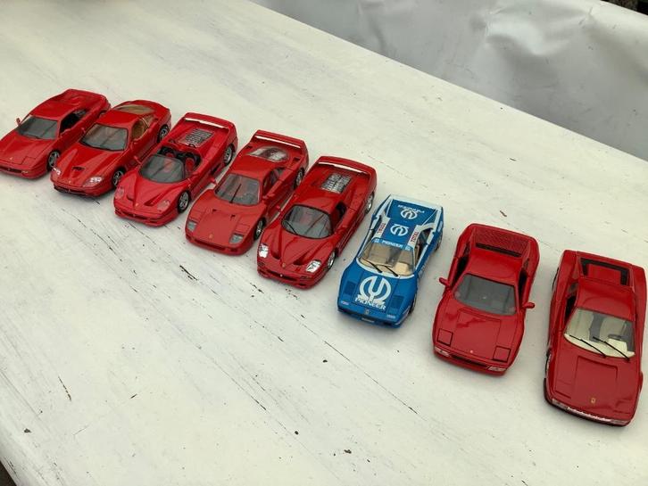 Ferrari modelauto, Hobby en Vrije tijd, Modelauto's | 1:24, Zo goed als nieuw, Auto, Bburago, Ophalen