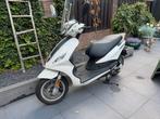 Piaggio new fly snor 2015 zeer nette scooter !!, Fietsen en Brommers, Scooters | Piaggio, Ophalen of Verzenden, Zo goed als nieuw