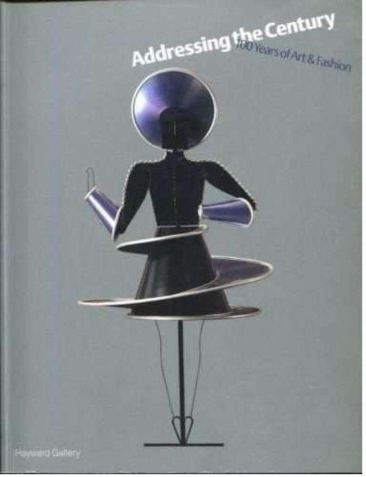 Addressing the Century: 100 Years of Art and Fashion, Boeken, Mode, Gelezen, Mode algemeen, Verzenden