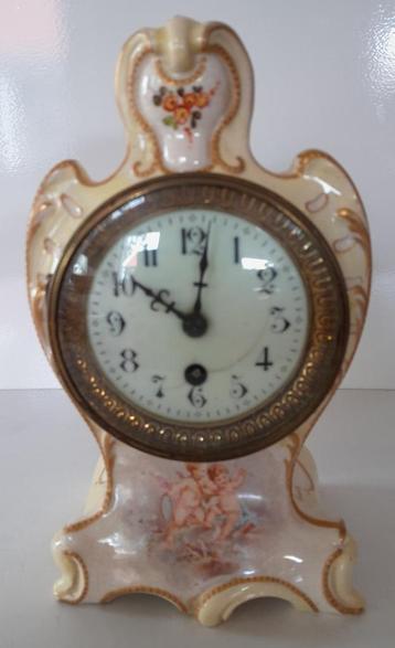 Royal Bonn porselein pendule zonder slagwerk 1880 - 1900. beschikbaar voor biedingen