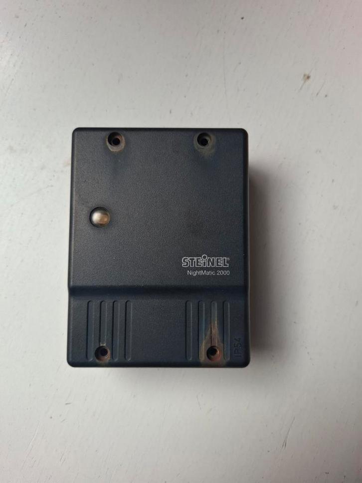 Steinel NightMatic 2000 Schemerschakelaar - Gebruikt, Doe-het-zelf en Verbouw, Alarmsystemen, Overige soorten, Ophalen of Verzenden