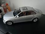 MERCEDES C 320 1:18 AUTOART, Hobby en Vrije tijd, Modelauto's | 1:18, Ophalen of Verzenden, Zo goed als nieuw, Auto, Overige merken