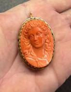 Bloedkoraal camee zeer grote 18k ketting hanger goud broche, Sieraden, Tassen en Uiterlijk, Antieke sieraden, Ophalen of Verzenden