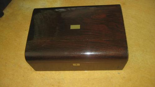 Antiek houten  Engelse schrijfkist met inktpotjes, Huis en Inrichting, Woonaccessoires | Kisten, Gebruikt, Minder dan 50 cm, Minder dan 50 cm