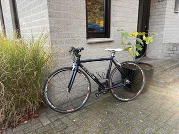 City Bike Racefiets paars beschikbaar voor biedingen