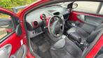 Toyota Aygo 1.0-12V Automaat 5-deurs Airco Zuinig Degelijke, Stof, Gebruikt, 4 stoelen, 68 pk