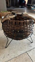 Rieten Mand met Standaard en Muziek Decoratie, Gebruikt, Mand, Rond, Ophalen of Verzenden