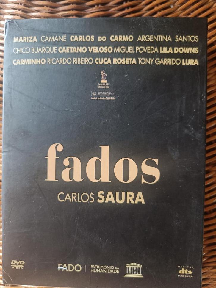 ZELDZAME DVD BOX FADOS Carlos Saura ZELDZAAM INCL 2 BOEKEN, Cd's en Dvd's, Dvd's | Muziek en Concerten, Zo goed als nieuw, Muziek en Concerten