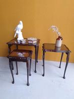 Vintage mimiset, Engelse nesting tables, mahonie, glasplaat, Huis en Inrichting, Gebruikt, Vintage, Ophalen of Verzenden, Nvt