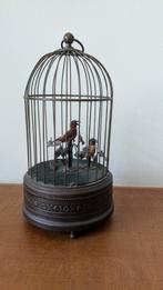 Vogelkooi muziekdoos van rond 1940, Ophalen
