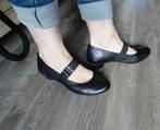 Leren schoenen van Footnotes maat G 38 1/2 zwart paars, Kleding | Dames, Schoenen, Ophalen of Verzenden, Zo goed als nieuw, Zwart